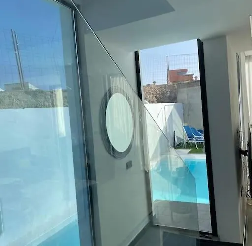 Luxury In Melenara Villa *